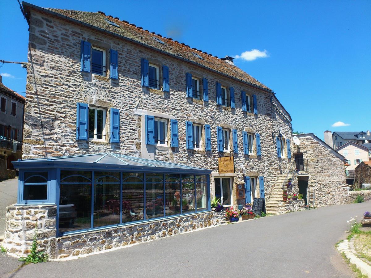 "Le Relais De Modestine" Chambres Et Table D'Hotes Chasserades Exterior photo